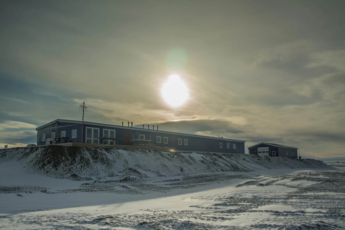 Edificio principale della Base di Villum