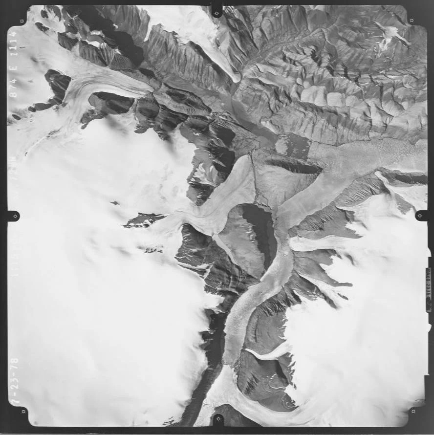 Fotografia aerea del Picco di Odino e del Picco 889.