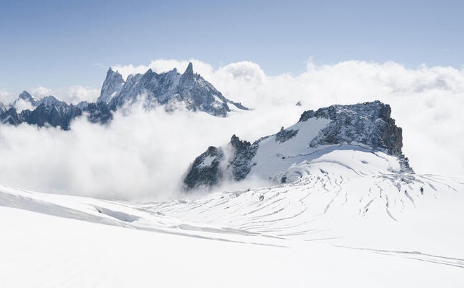 Vista del Nord della Groenlandia a Sud della Calotta glaciale di Hans Tausen.